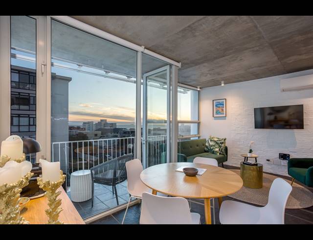 0.5 BEDROOM APARTMENT RENTED IN SEA POINT
